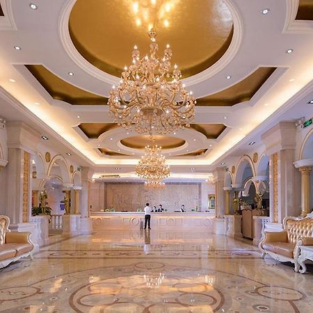 Vienna Hotel Guangzhou Airport 2 Екстериор снимка