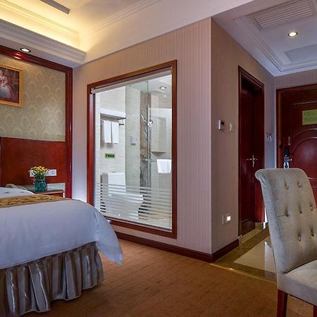 Vienna Hotel Guangzhou Airport 2 Екстериор снимка