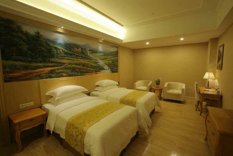 Vienna Hotel Guangzhou Airport 2 Екстериор снимка